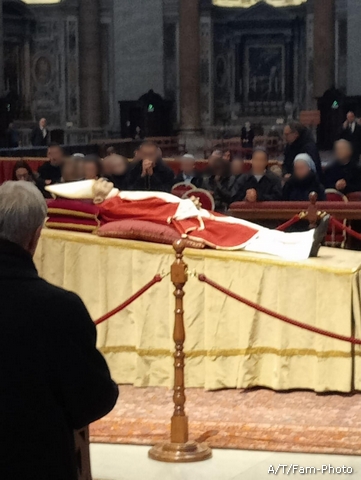 Roma funerale Benedetto XVI