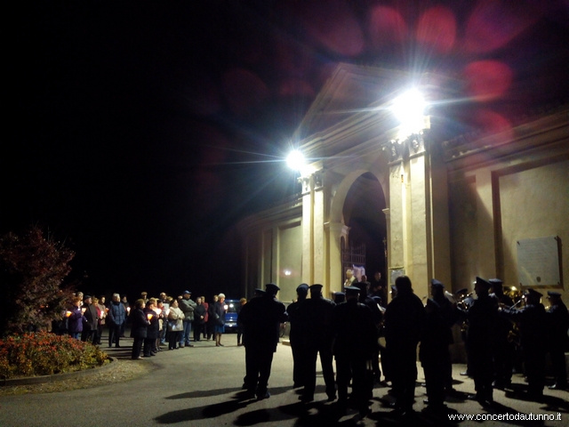 Processione dei morti novembre Vigevano