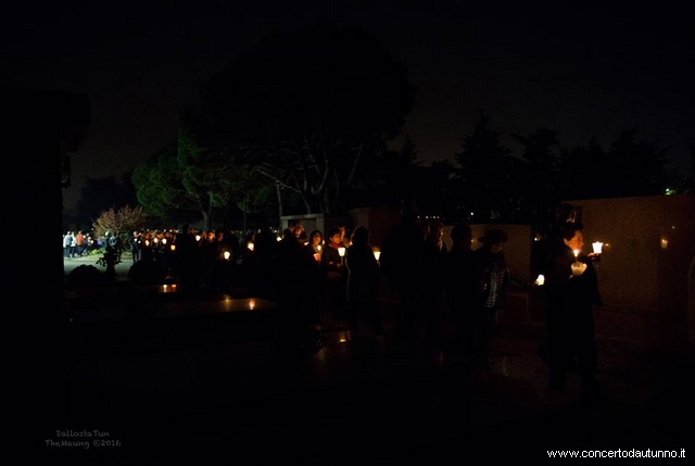 Processione dei morti novembre Vigevano