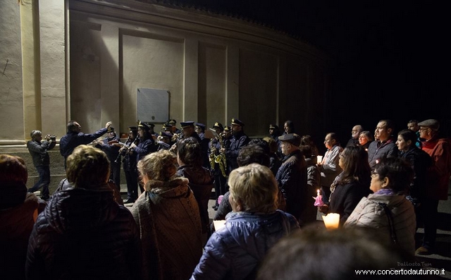 Processione dei morti novembre Vigevano