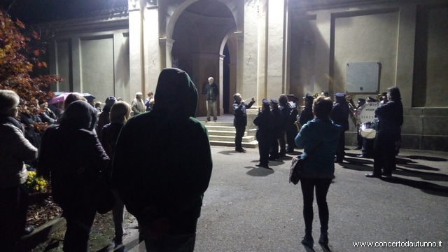 Processione dei morti novembre Vigevano