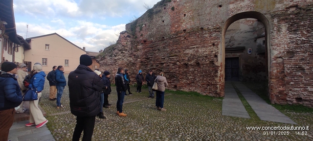 Lomello Basilica Castello