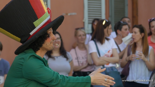Teatro Navigli Circo Piuma