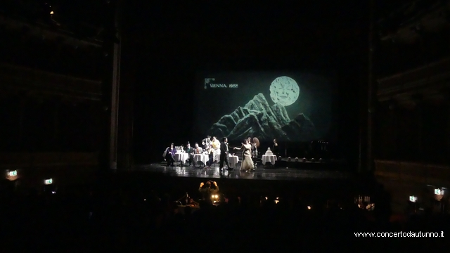 Nozze con delitto Teatro Coccia