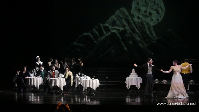 Nozze con delitto Teatro Coccia