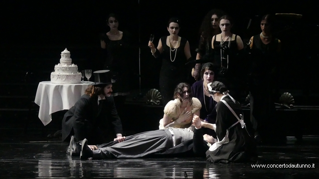 Nozze con delitto Teatro Coccia