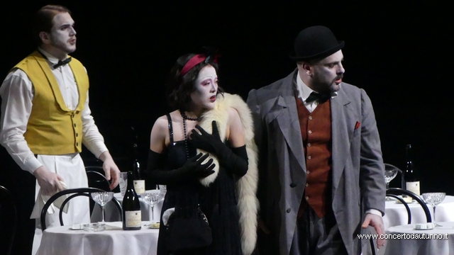 Nozze con delitto Teatro Coccia
