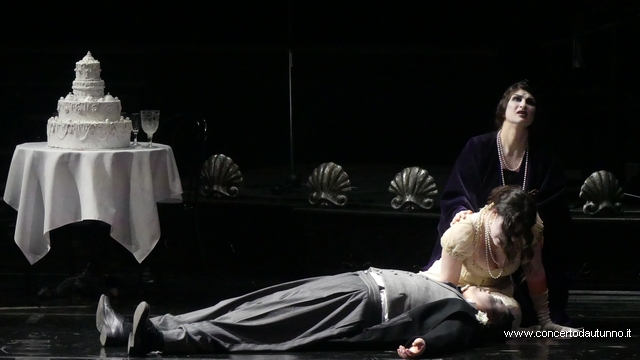 Nozze con delitto Teatro Coccia