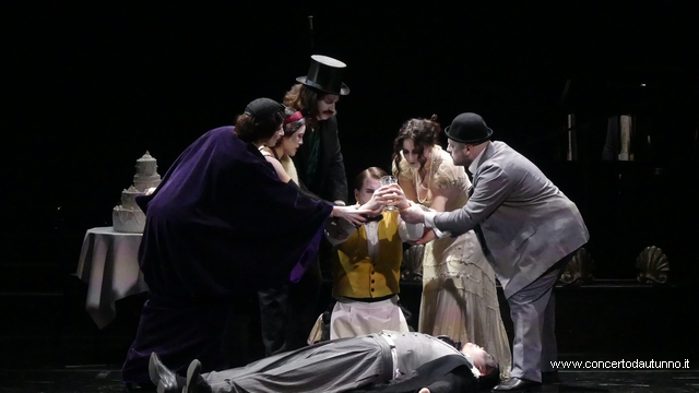 Nozze con delitto Teatro Coccia