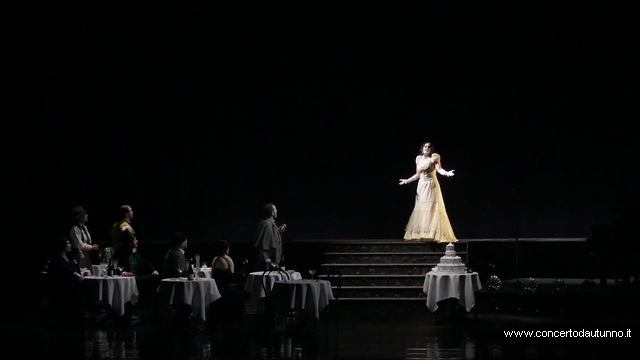 Nozze con delitto Teatro Coccia