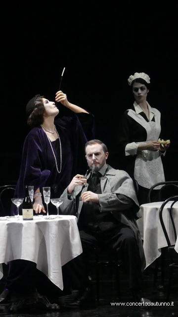 Nozze con delitto Teatro Coccia