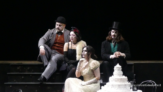 Nozze con delitto Teatro Coccia