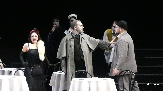 Nozze con delitto Teatro Coccia