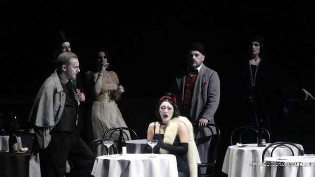 Nozze con delitto Teatro Coccia