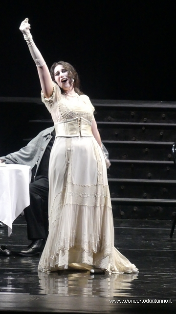 Nozze con delitto Teatro Coccia