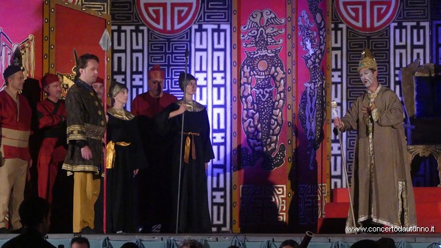Opera in castello