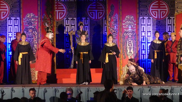 Opera in castello