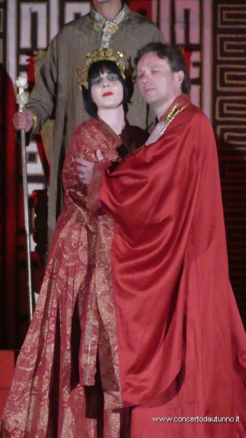 Opera in castello