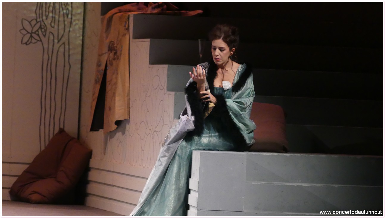 Teatro Coccia Traviata