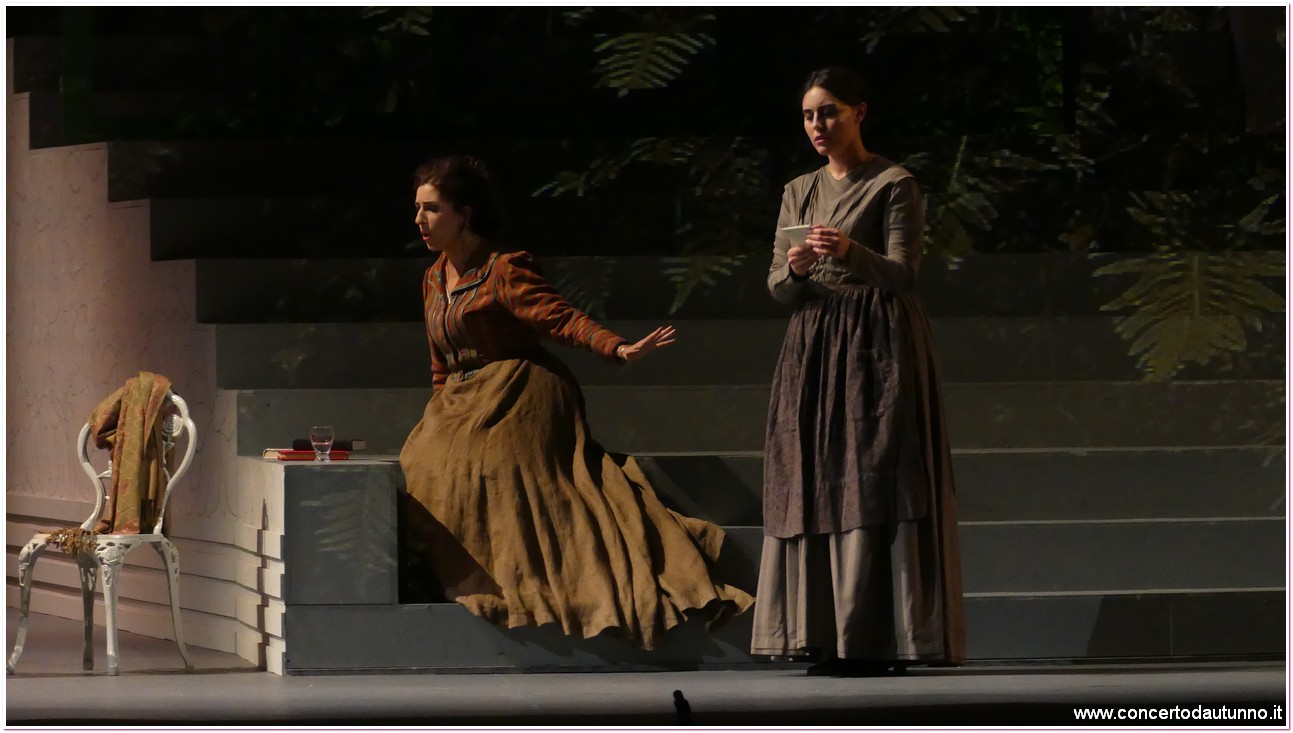 Teatro Coccia Traviata