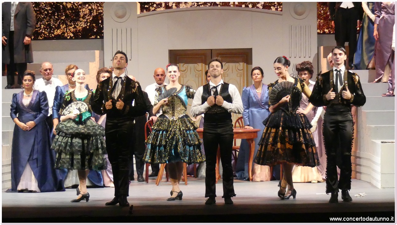 Teatro Coccia Traviata