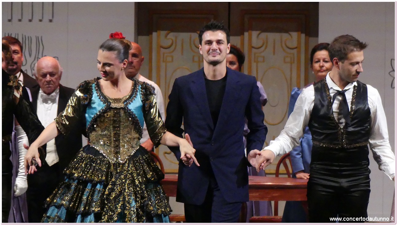 Teatro Coccia Traviata