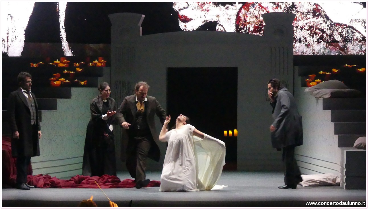 Teatro Coccia Traviata