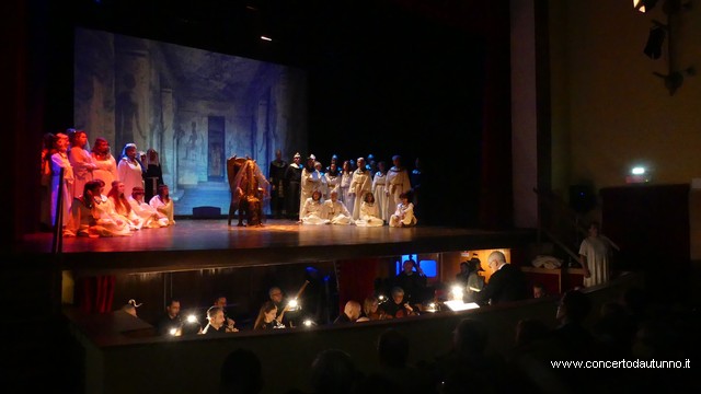 Magenta Lirico Lisca