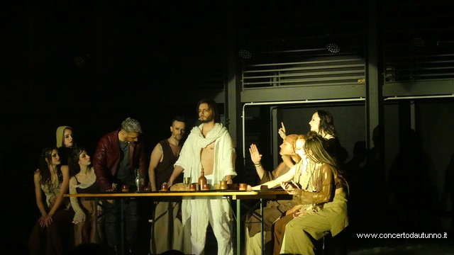 JESUS in Cavallerizza