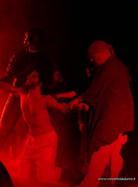 JESUS in Cavallerizza