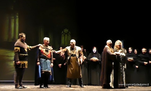 Auser Magenta Trovatore al Lirico