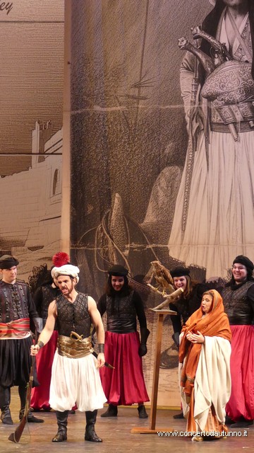 Italiana in Algeri Teatro Coccia