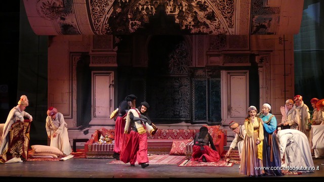 Italiana in Algeri Teatro Coccia