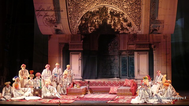 Italiana in Algeri Teatro Coccia