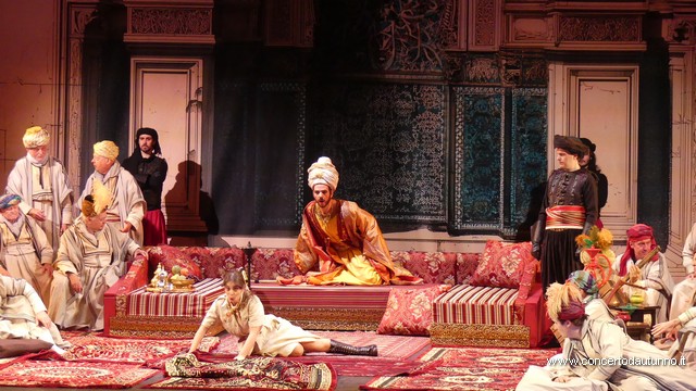 Italiana in Algeri Teatro Coccia