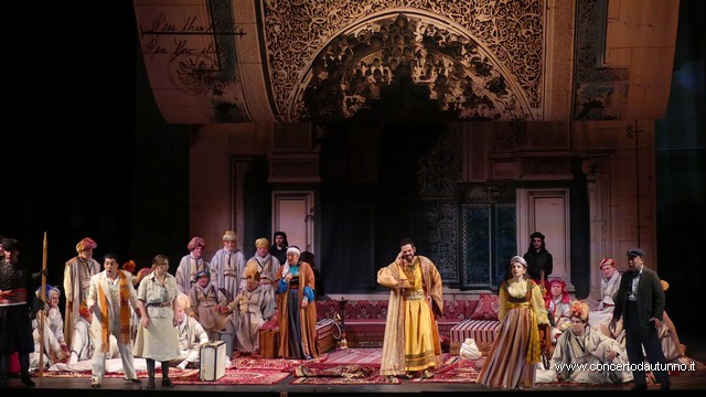Italiana in Algeri Teatro Coccia