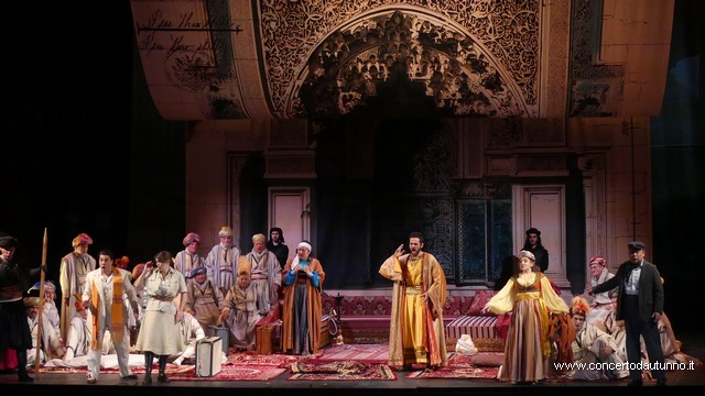 Italiana in Algeri Teatro Coccia
