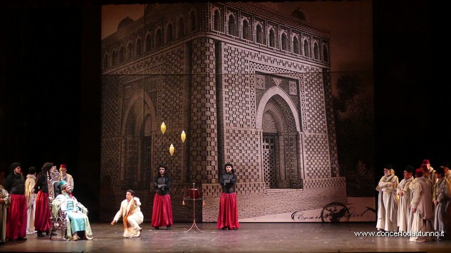 Italiana in Algeri Teatro Coccia