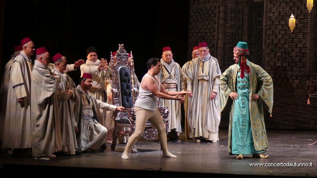 Italiana in Algeri Teatro Coccia