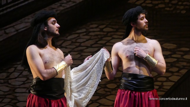 Italiana in Algeri Teatro Coccia