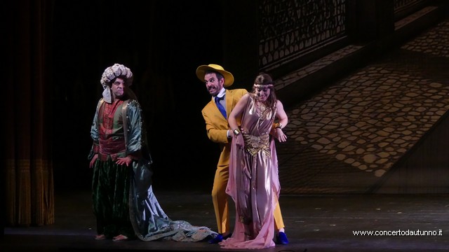 Italiana in Algeri Teatro Coccia