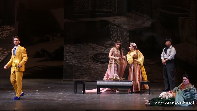 Italiana in Algeri Teatro Coccia